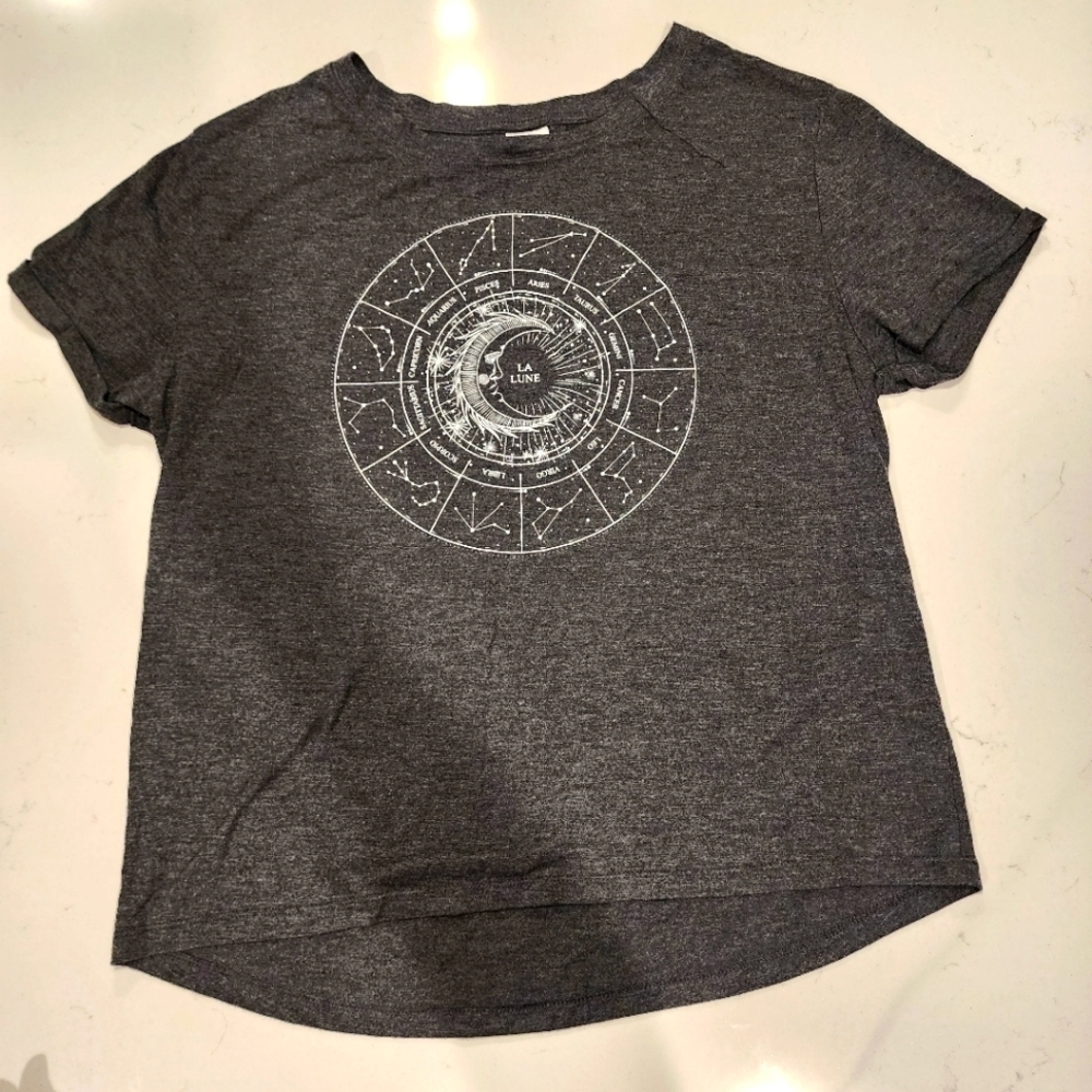 Stars Above La Lune Moon Zodiac Tee T-Shirt Women's Medium M Grey Graphic EUC